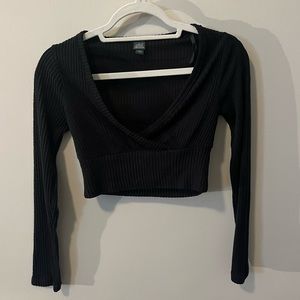 Black Crop V-Neck Long Sleeve